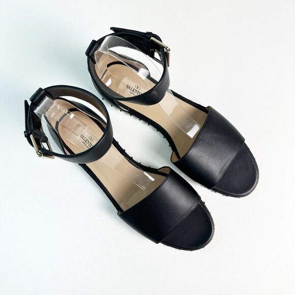 VALENTINO Nappa Soul Flat Rockstud City Sandal Size 39.5 US 9.5 Ankle Strap - Picture 3 of 12